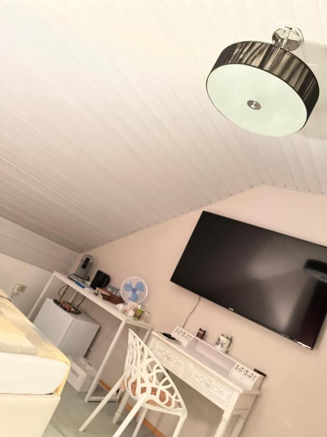 Zimmer Zum Wohlfuehlen Eching  Bagian luar foto