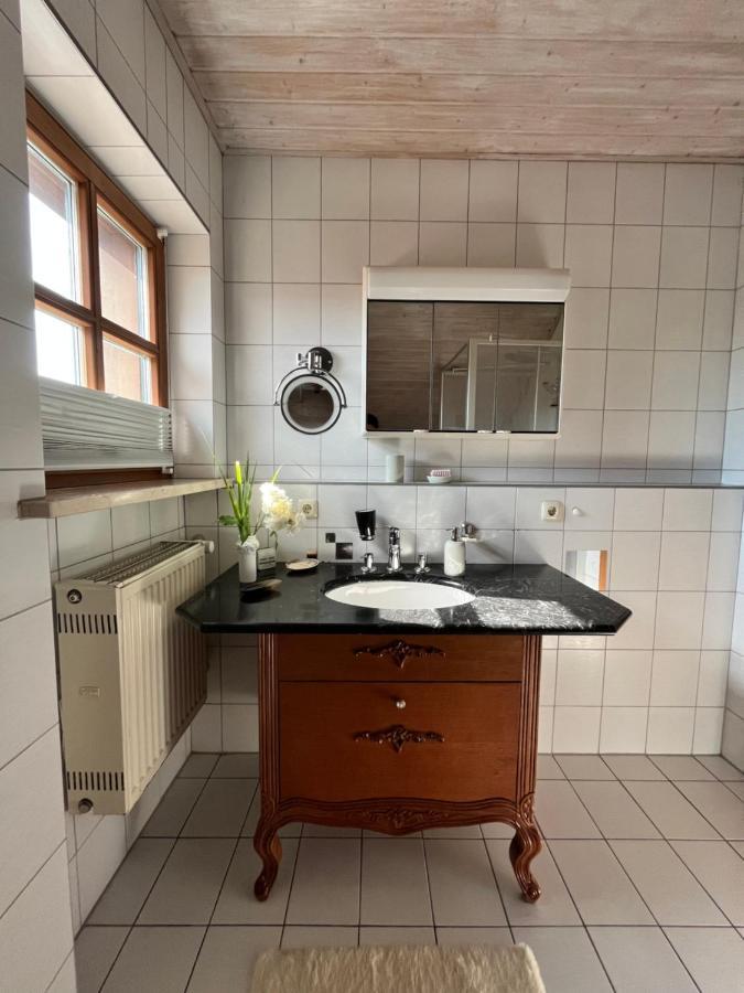 Zimmer Zum Wohlfuehlen Eching  Bagian luar foto
